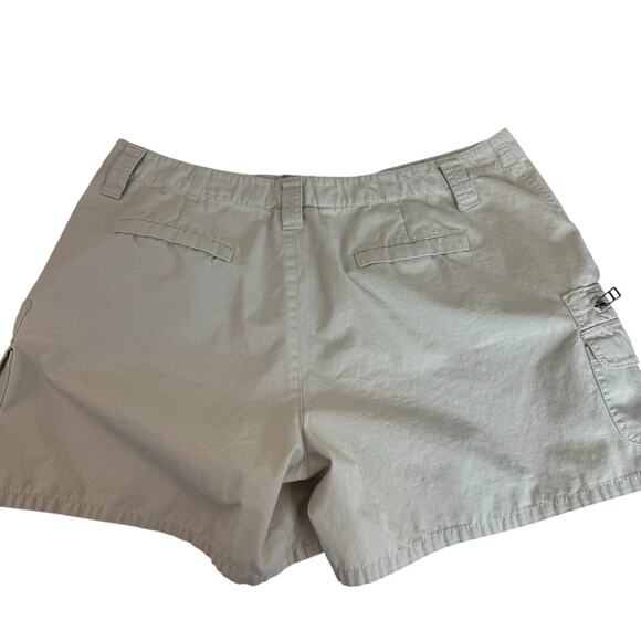 Sundance Women’s Khaki Cargo Shorts Size 14 Granola Girl Hiking Ripstop Outdoor - Picture 2 of 6